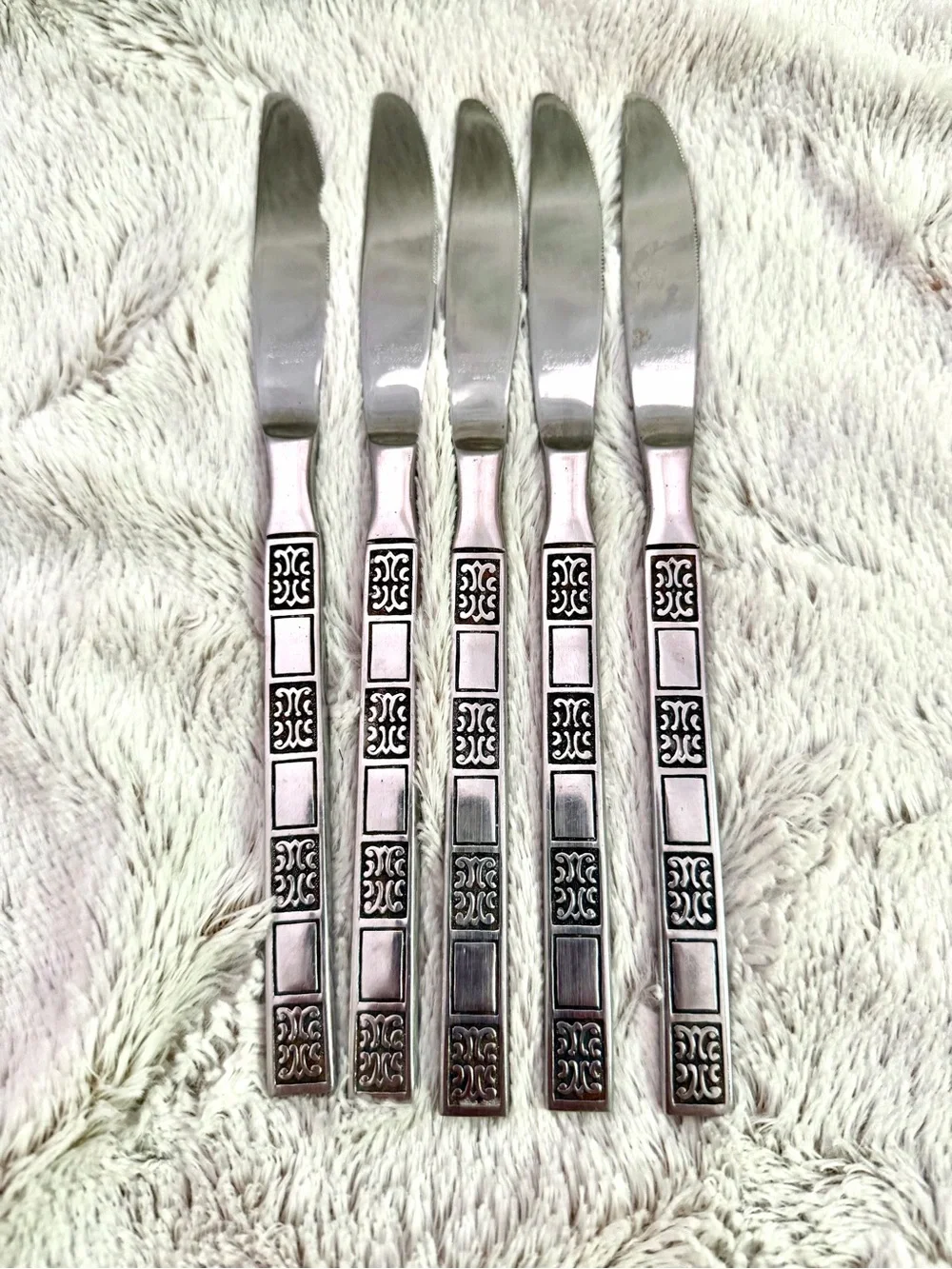 Vintage 1970’s Rebacraft Set of 5 stainless steel knives